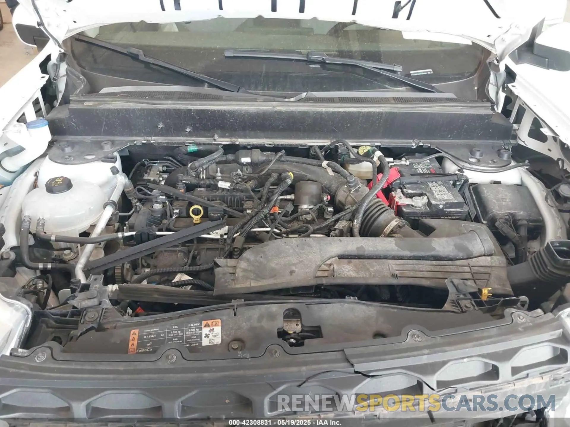 10 Photograph of a damaged car 3FTTW8F99NRA90692 FORD MAVERICK 2022