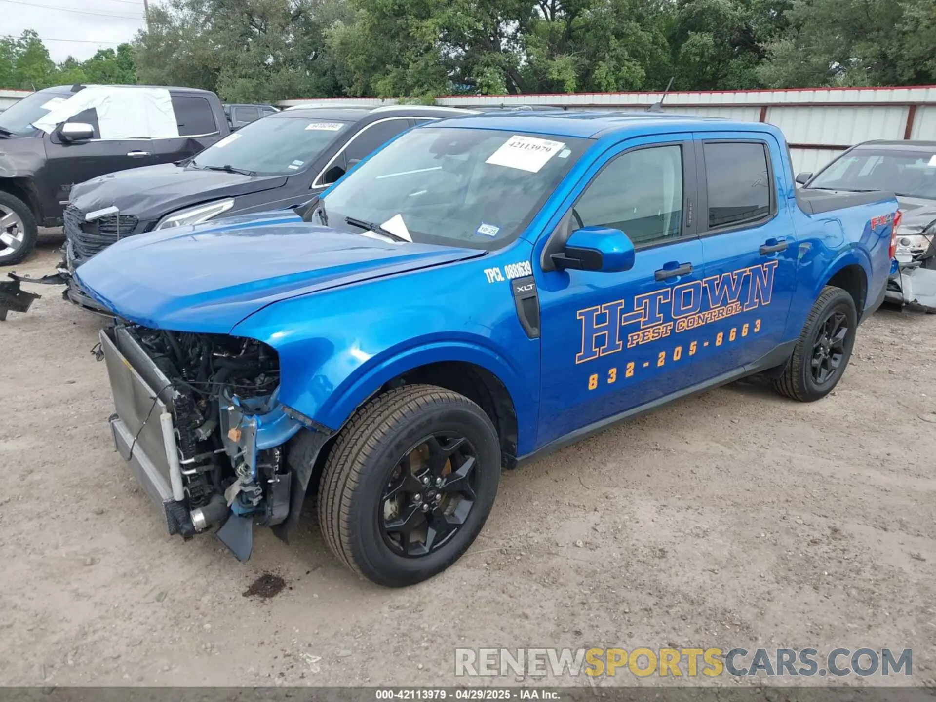 2 Photograph of a damaged car 3FTTW8F9XNRA52808 FORD MAVERICK 2022