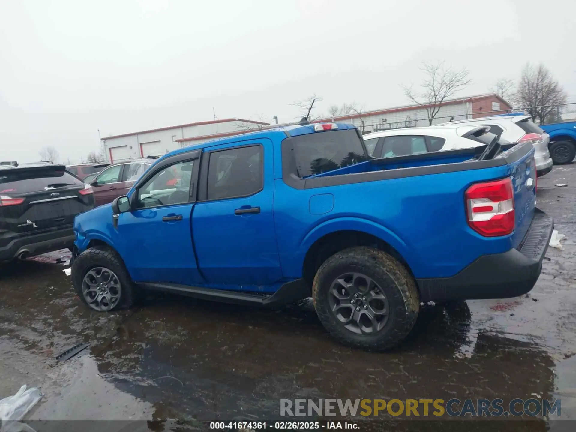 14 Photograph of a damaged car 3FTTW8F9XNRB15339 FORD MAVERICK 2022