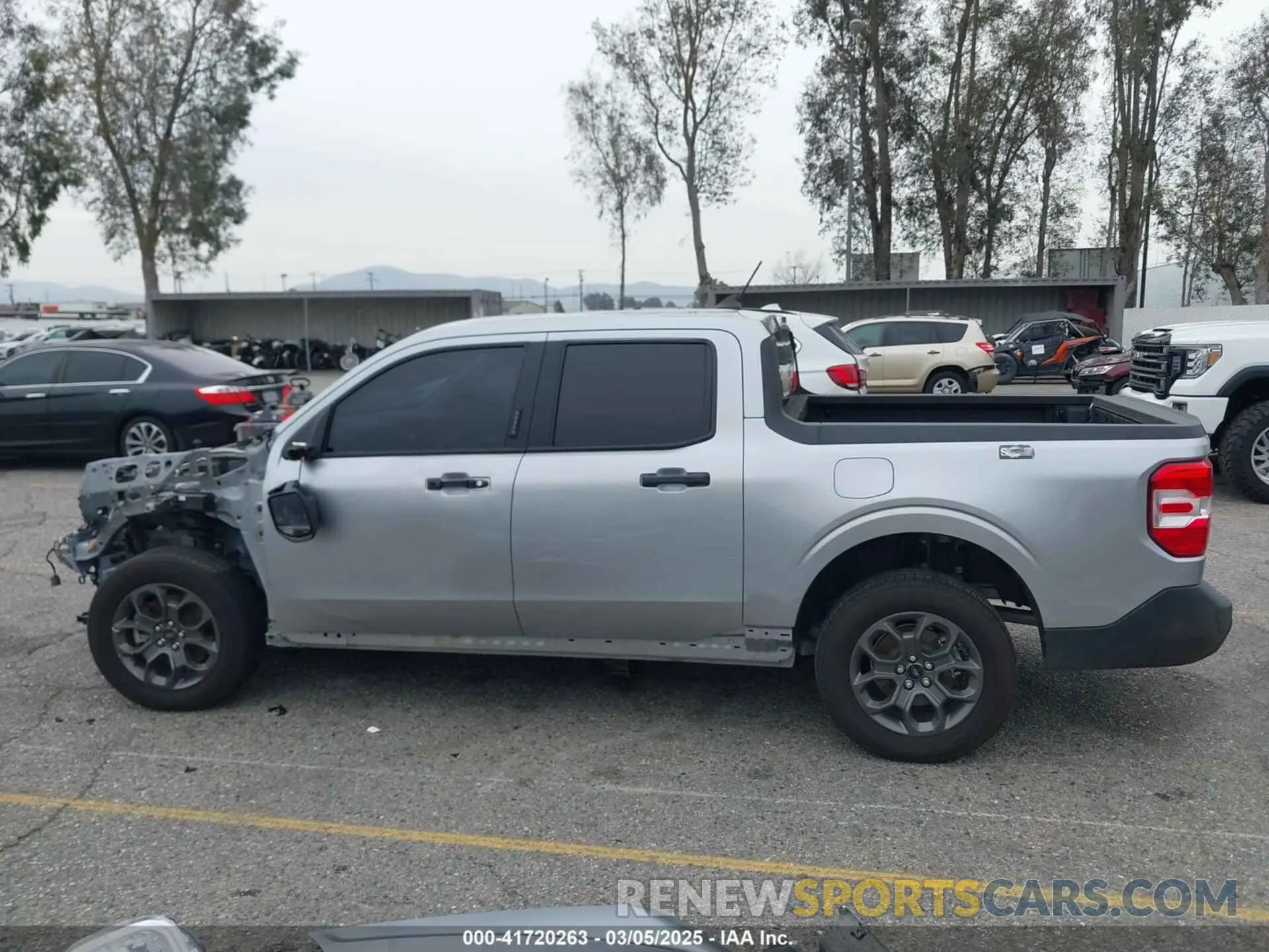 15 Photograph of a damaged car 3FTTW8E30PRA54969 FORD MAVERICK 2023
