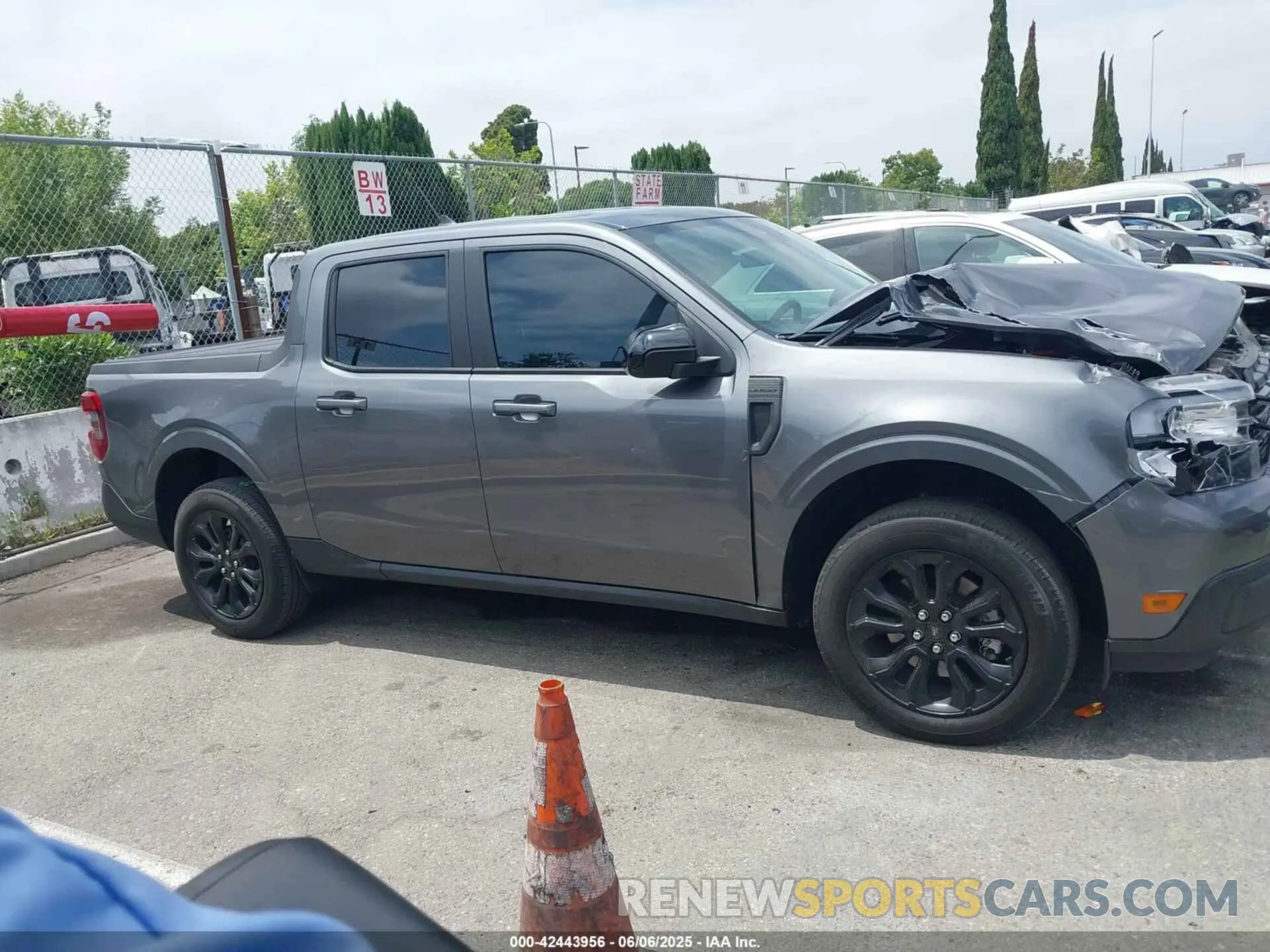 13 Photograph of a damaged car 3FTTW8E30PRA55930 FORD MAVERICK 2023