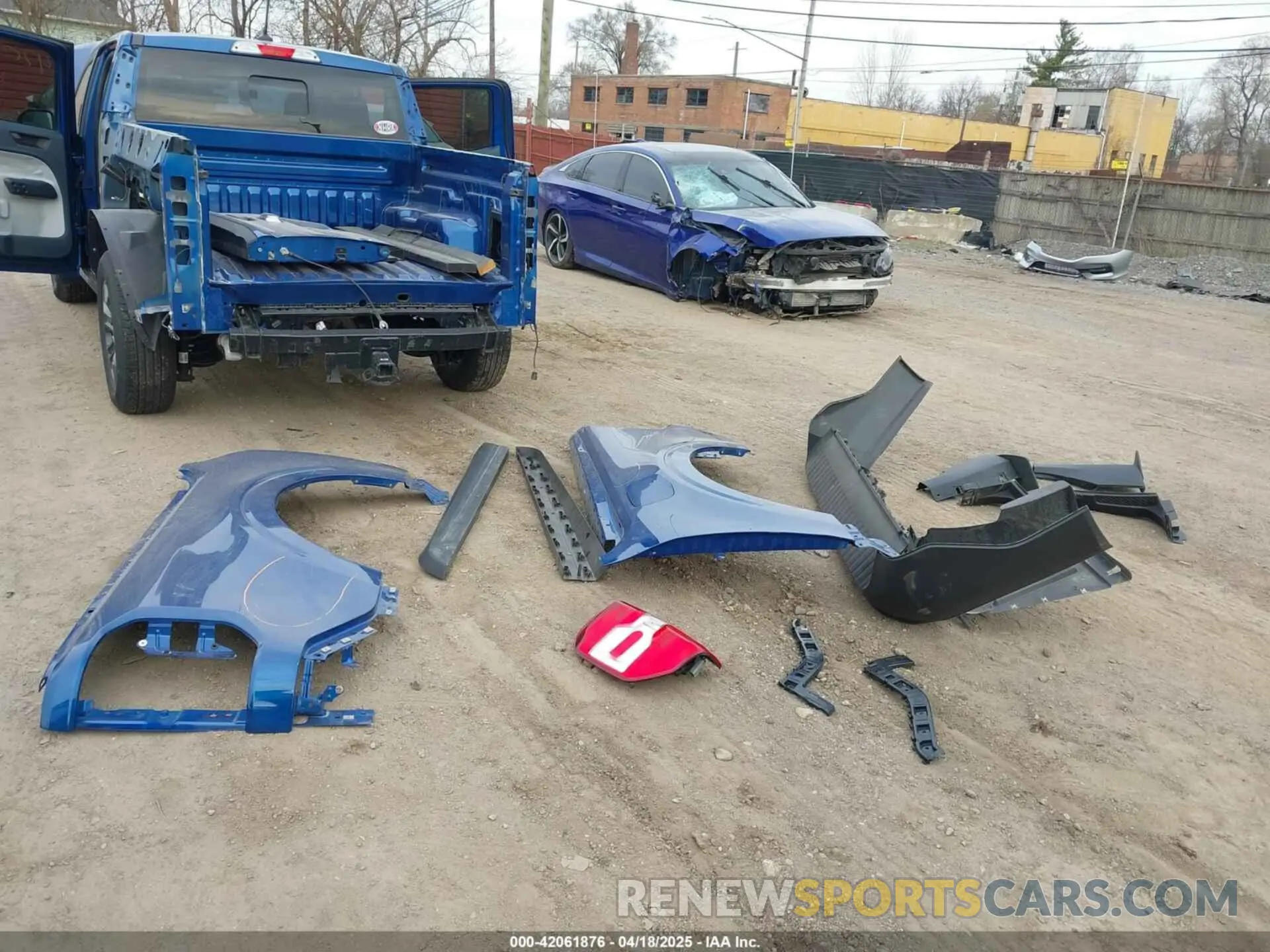 18 Photograph of a damaged car 3FTTW8E31PRA17316 FORD MAVERICK 2023