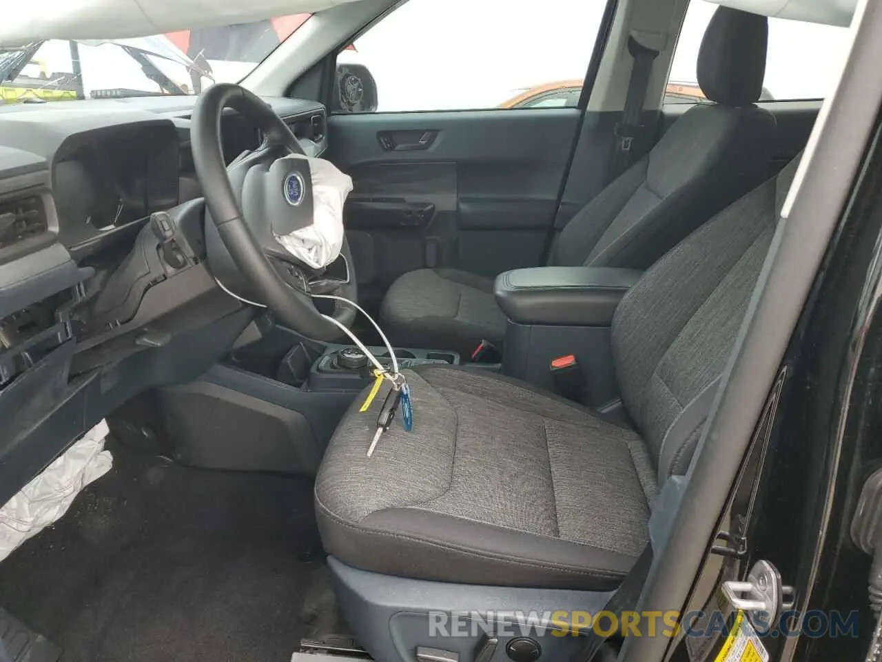 7 Photograph of a damaged car 3FTTW8E31PRA54723 FORD MAVERICK 2023
