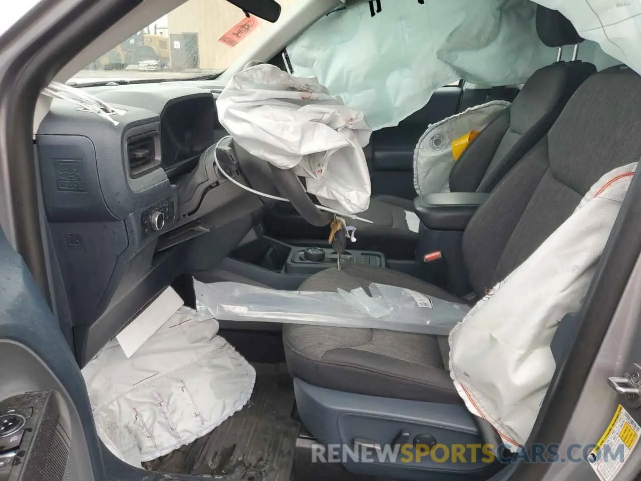 7 Photograph of a damaged car 3FTTW8E31PRA87074 FORD MAVERICK 2023