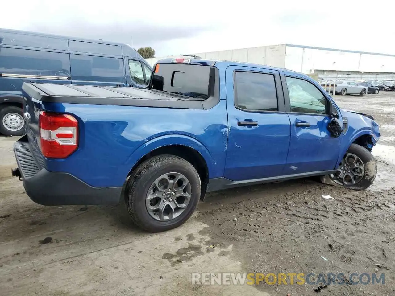 3 Photograph of a damaged car 3FTTW8E32PRA37588 FORD MAVERICK 2023