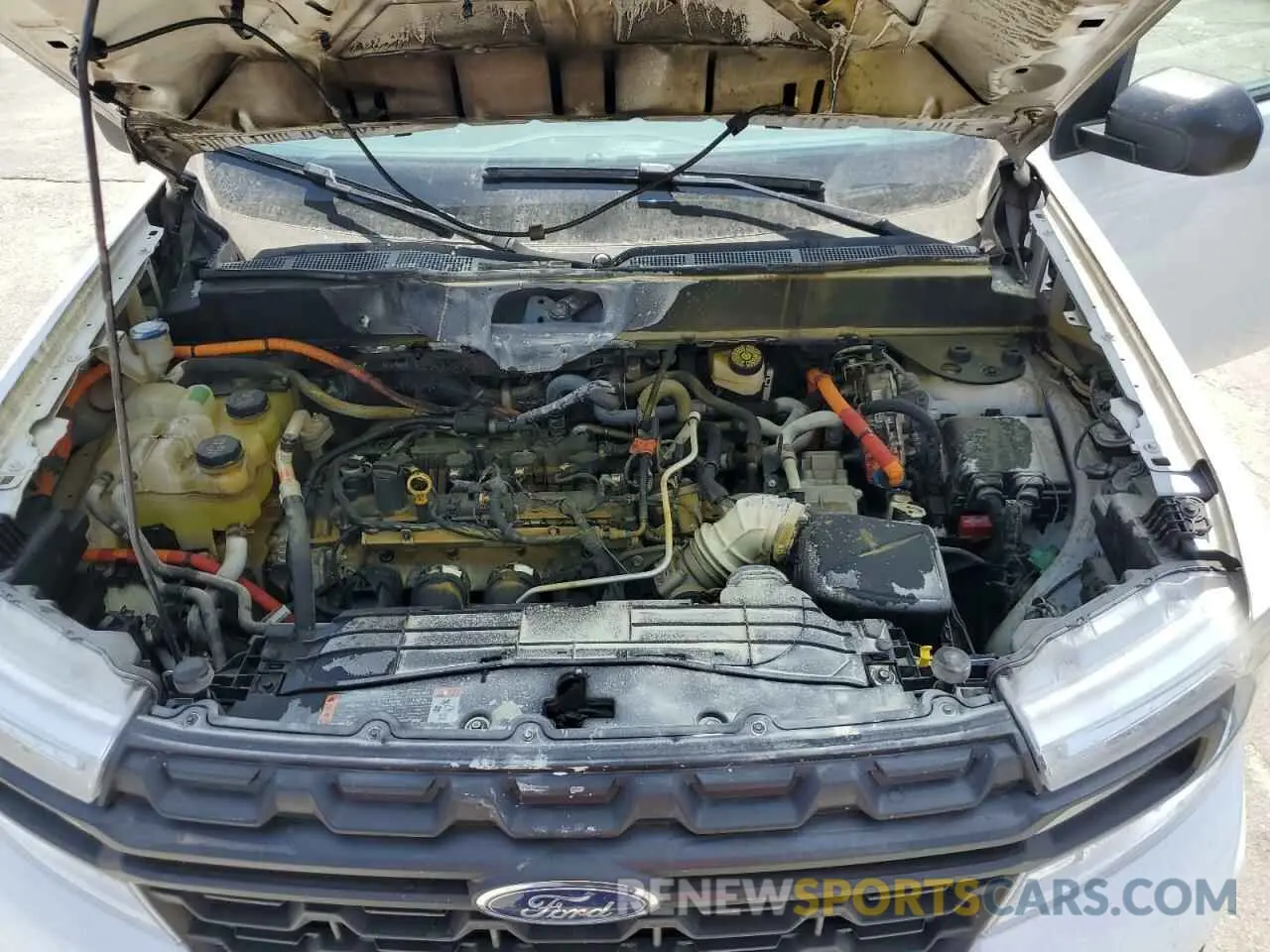 11 Photograph of a damaged car 3FTTW8E34PRA08920 FORD MAVERICK 2023