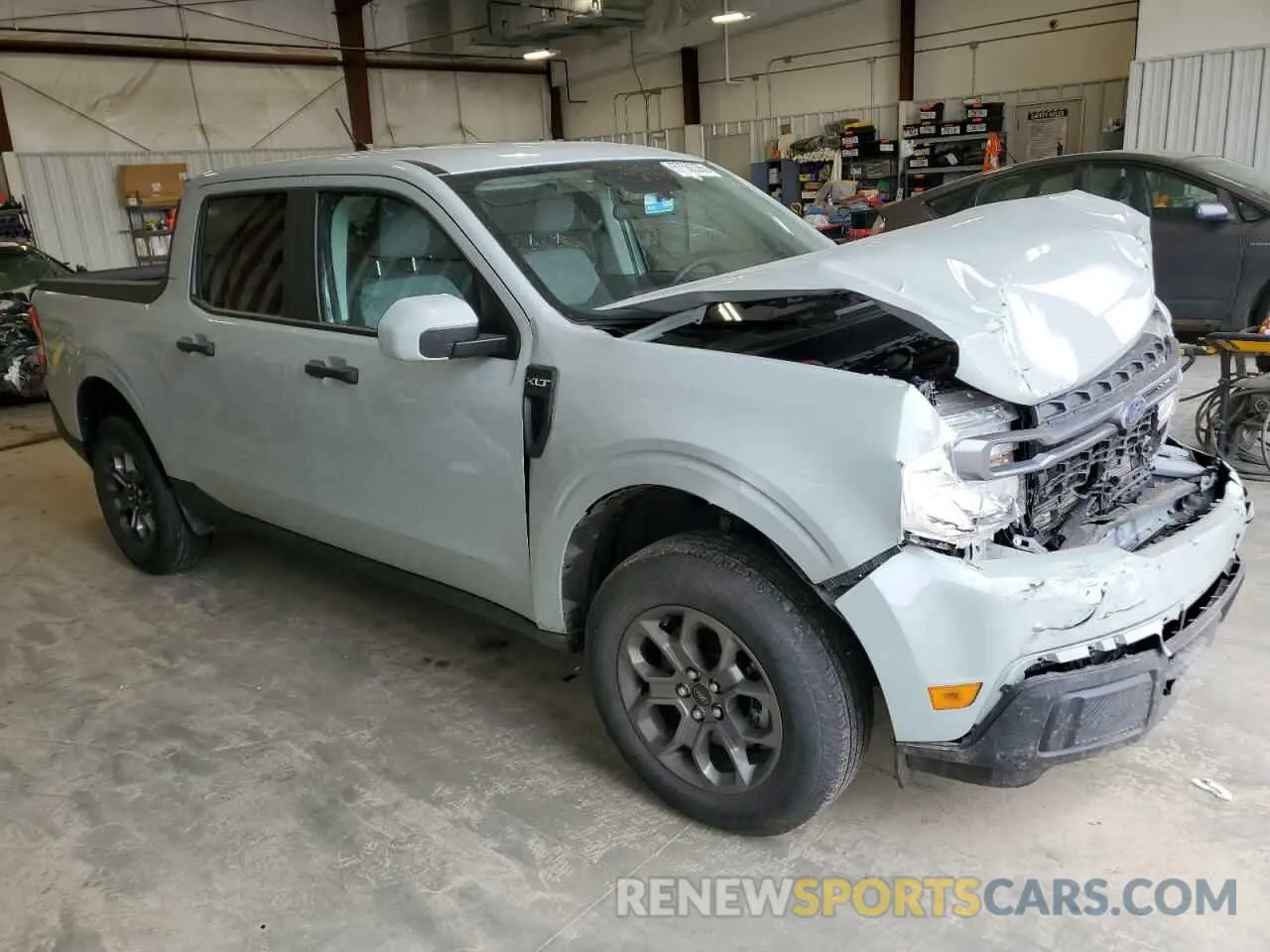 4 Photograph of a damaged car 3FTTW8E36PRA18865 FORD MAVERICK 2023