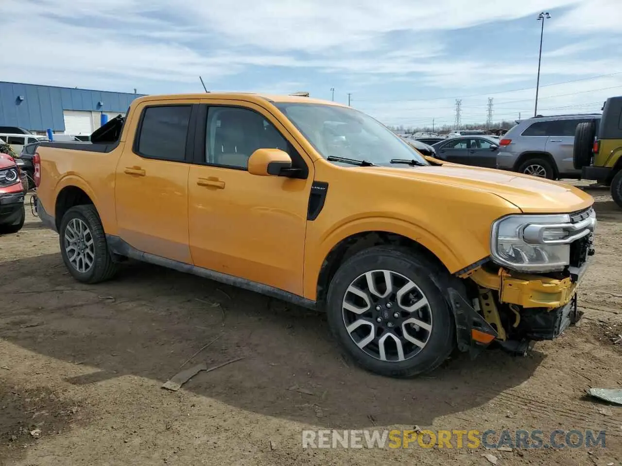 4 Photograph of a damaged car 3FTTW8E37PRA19717 FORD MAVERICK 2023