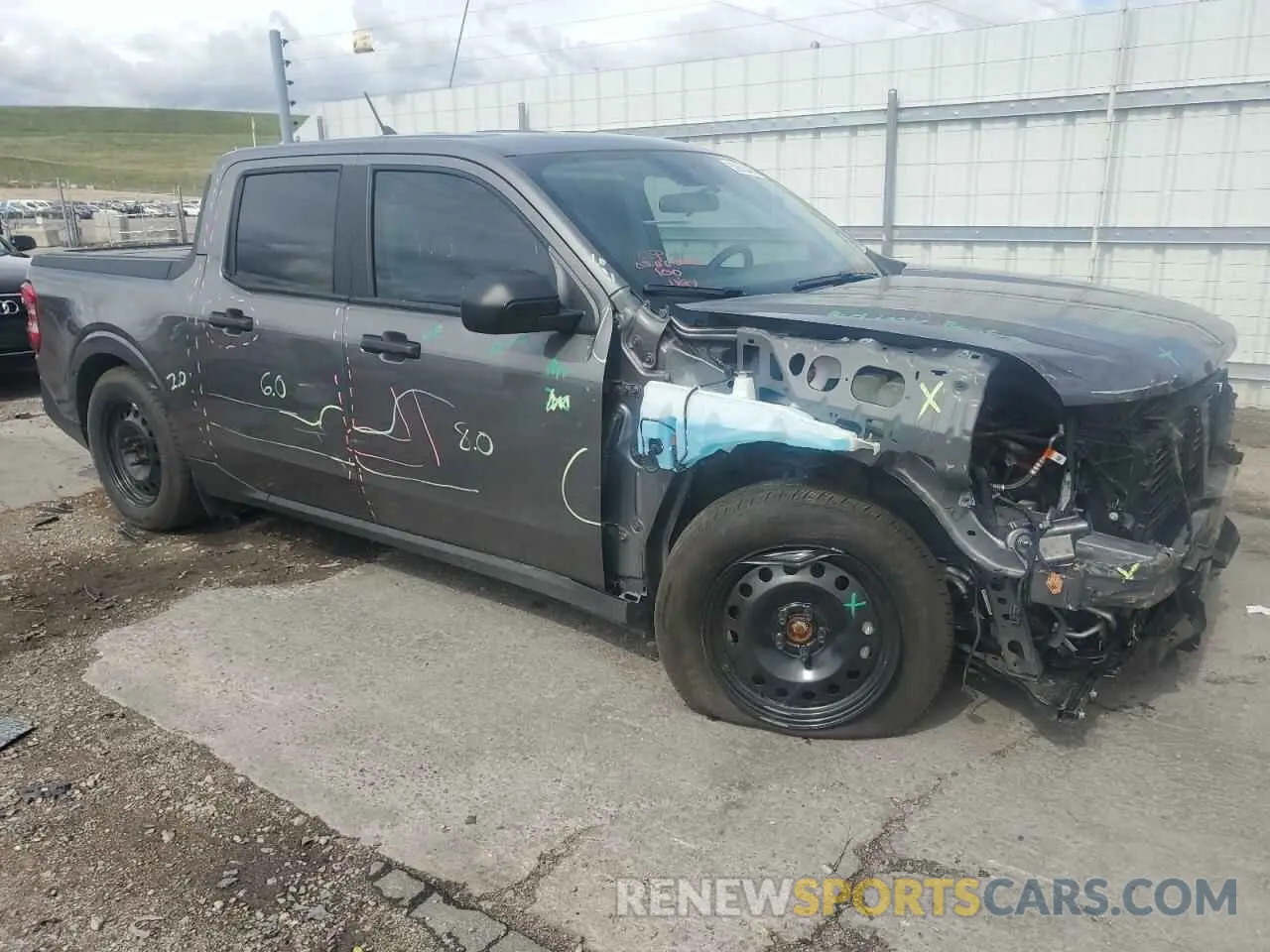 4 Photograph of a damaged car 3FTTW8E39PRA28158 FORD MAVERICK 2023