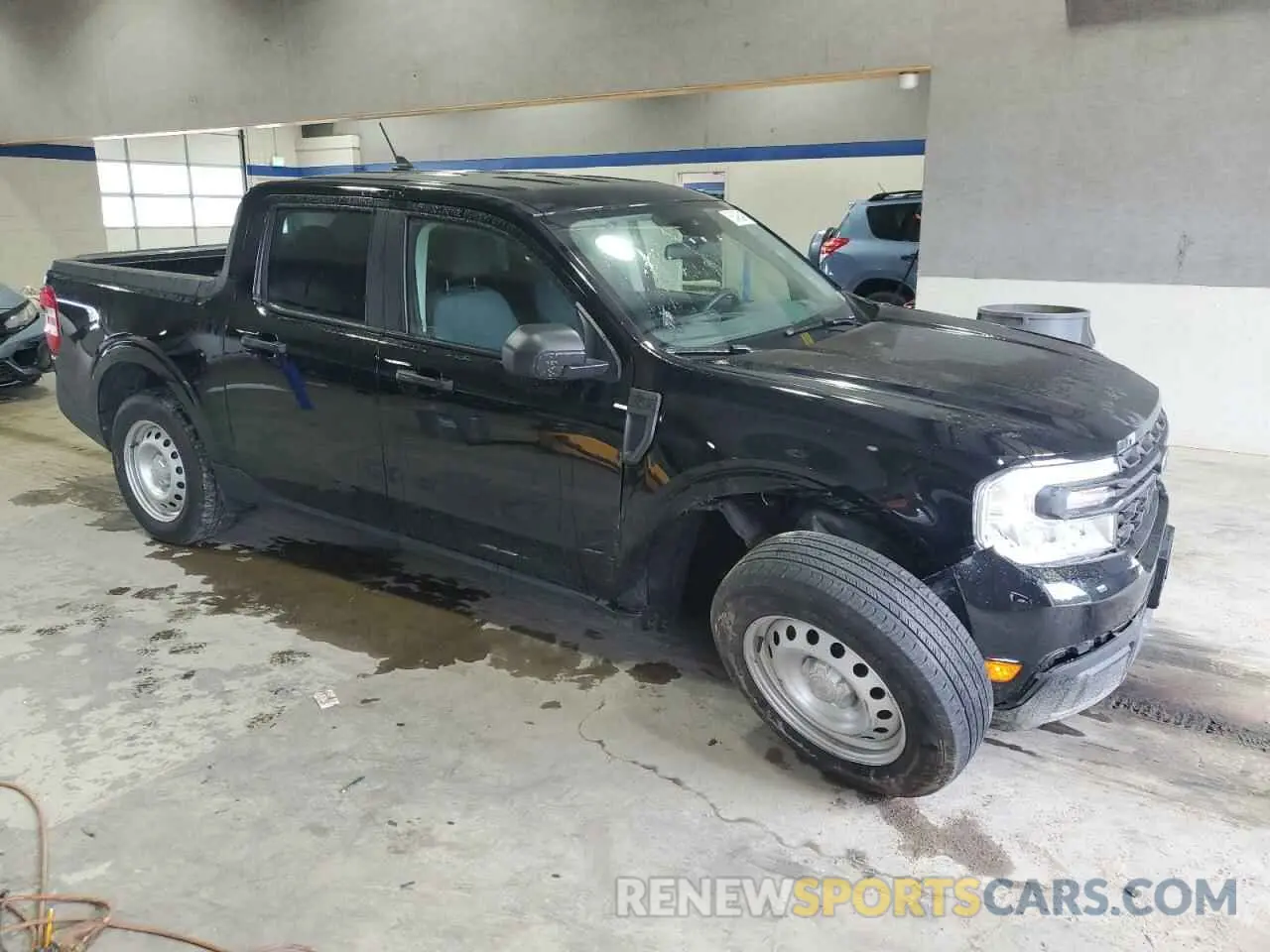 4 Photograph of a damaged car 3FTTW8E3XPRA36530 FORD MAVERICK 2023