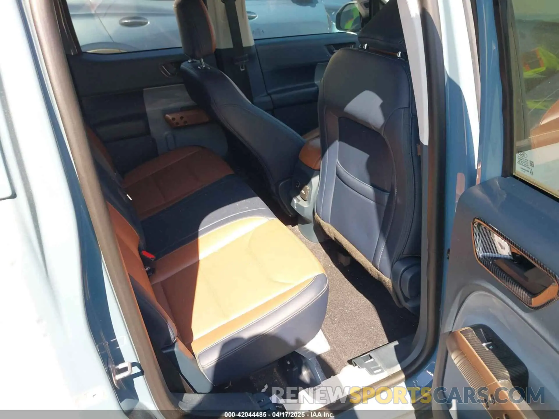 8 Photograph of a damaged car 3FTTW8E3XPRA87736 FORD MAVERICK 2023