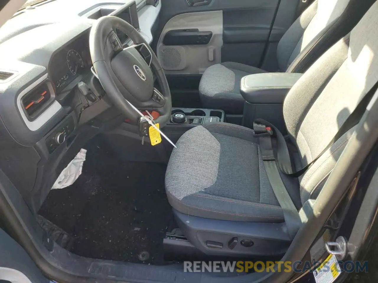 7 Photograph of a damaged car 3FTTW8E91PRA80940 FORD MAVERICK 2023