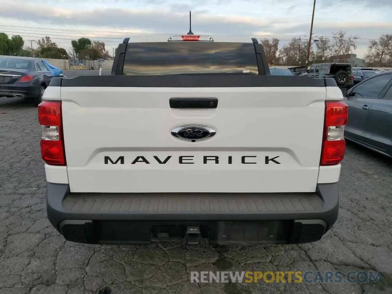6 Photograph of a damaged car 3FTTW8E94PRA25687 FORD MAVERICK 2023
