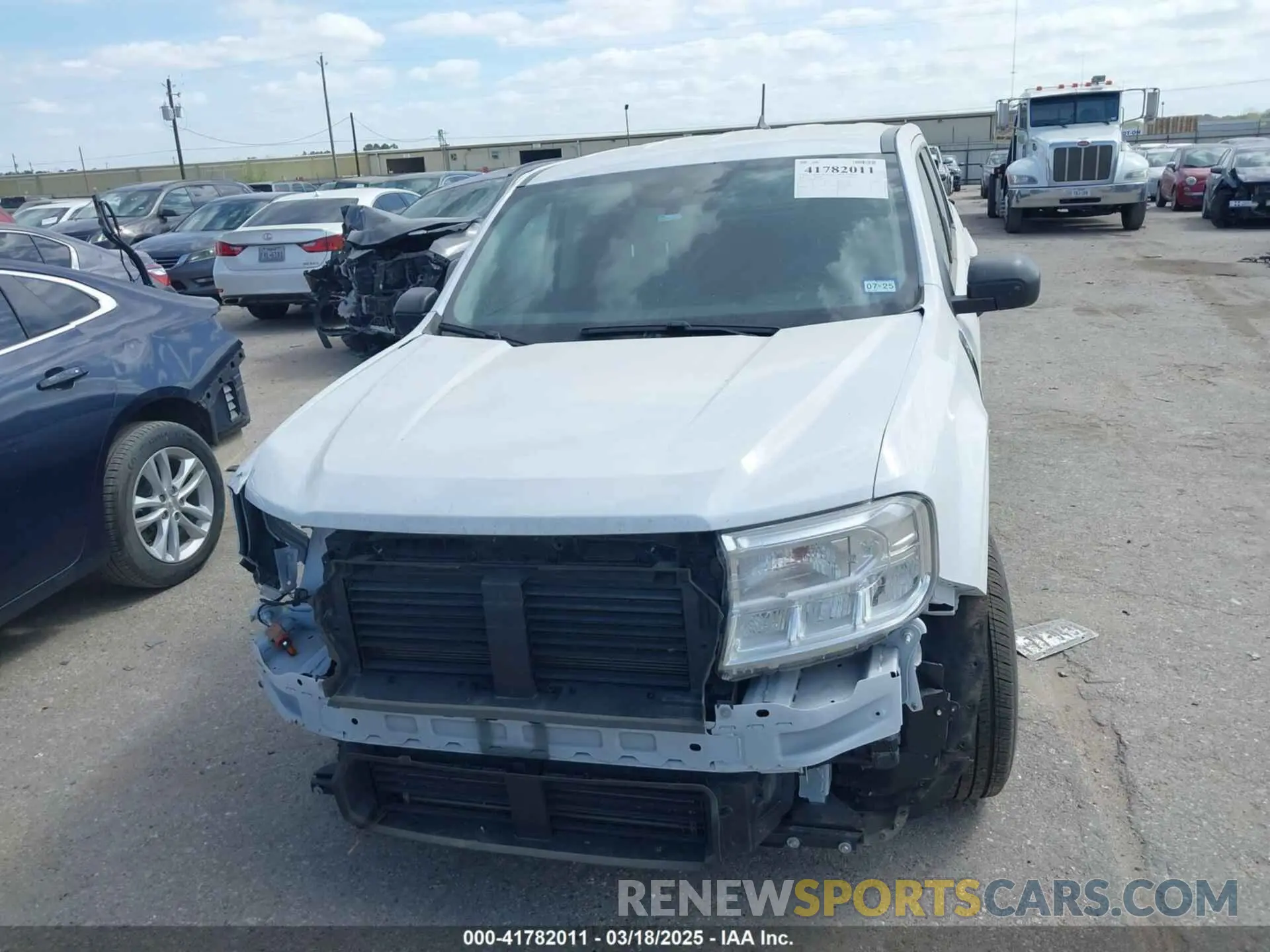 13 Photograph of a damaged car 3FTTW8E96PRA74020 FORD MAVERICK 2023