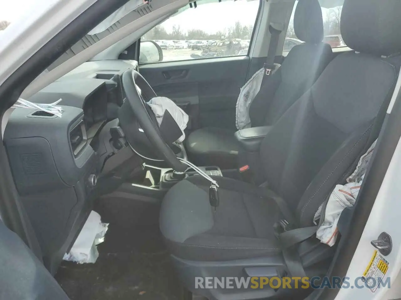 7 Photograph of a damaged car 3FTTW8F90PRA82869 FORD MAVERICK 2023
