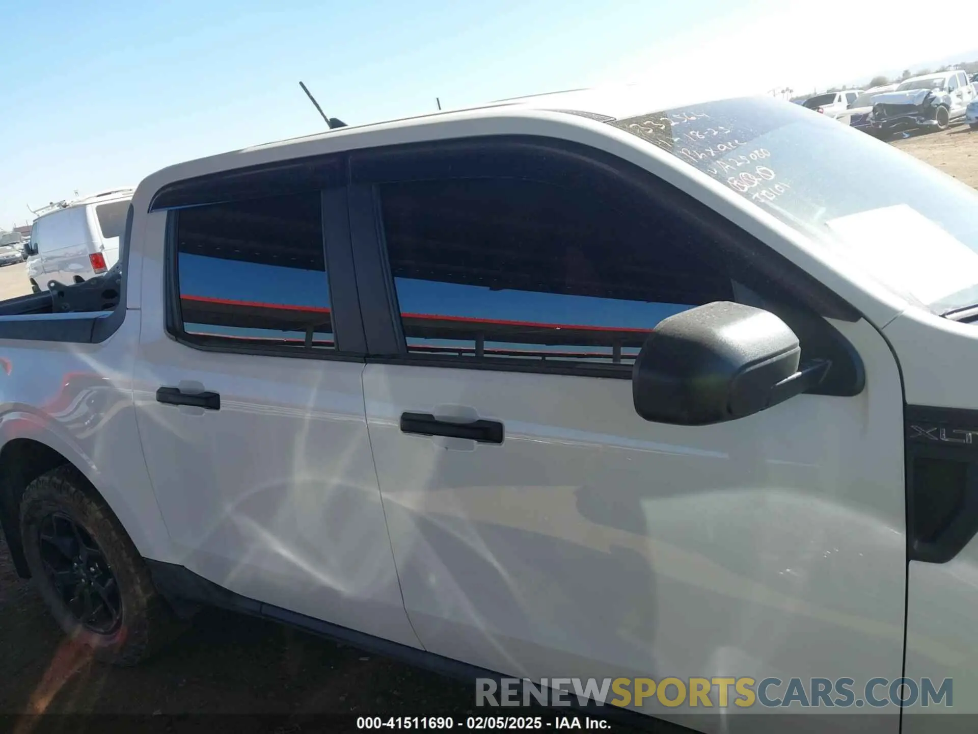 13 Photograph of a damaged car 3FTTW8F91PRA25080 FORD MAVERICK 2023