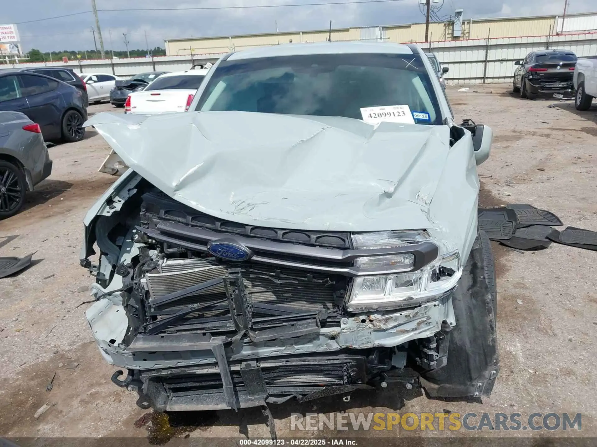 12 Photograph of a damaged car 3FTTW8F91PRA69418 FORD MAVERICK 2023