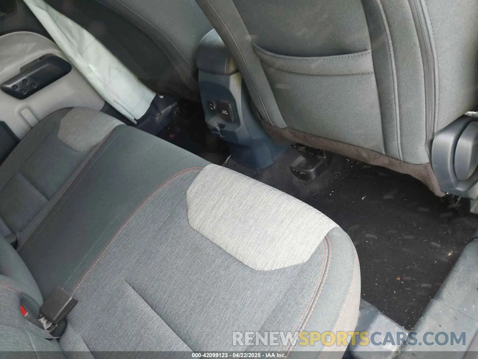 8 Photograph of a damaged car 3FTTW8F91PRA69418 FORD MAVERICK 2023
