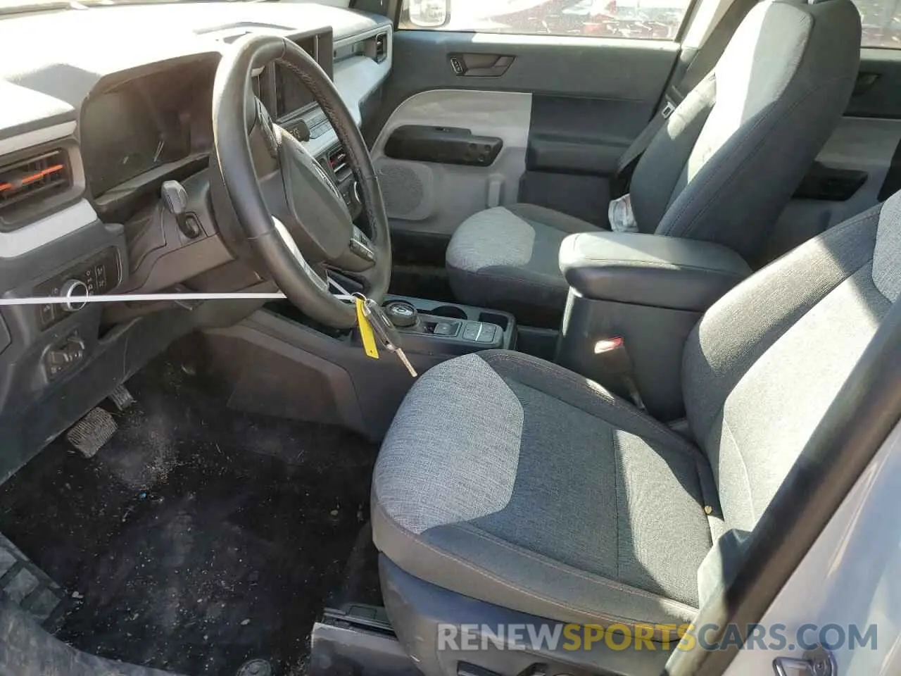 7 Photograph of a damaged car 3FTTW8F92PRA69069 FORD MAVERICK 2023