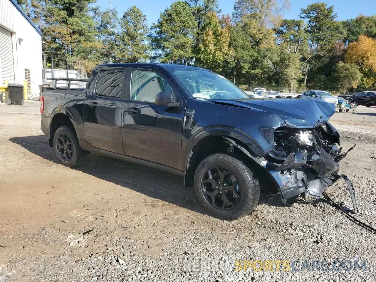 4 Photograph of a damaged car 3FTTW8F93PRA24562 FORD MAVERICK 2023