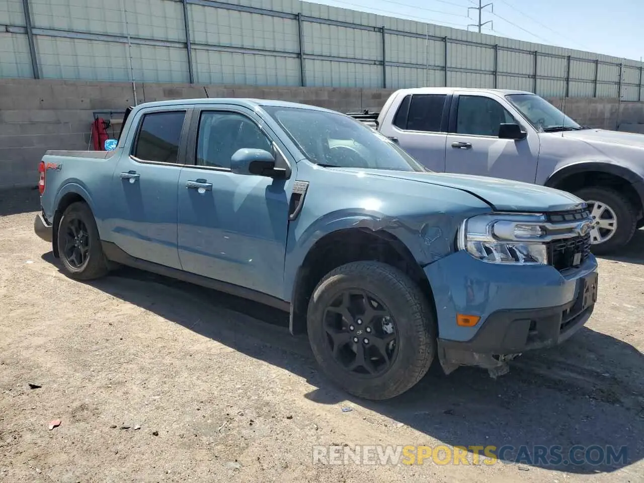 4 Photograph of a damaged car 3FTTW8F93PRA99276 FORD MAVERICK 2023