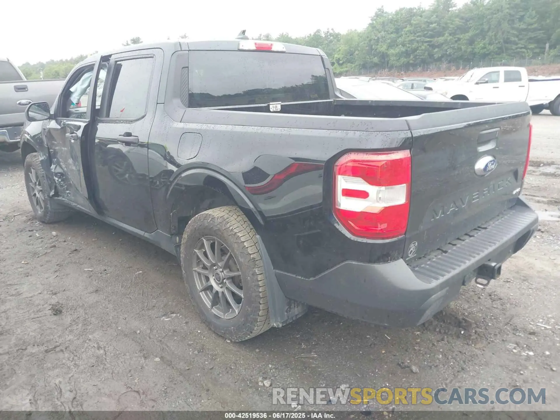 3 Photograph of a damaged car 3FTTW8F94PRA15014 FORD MAVERICK 2023