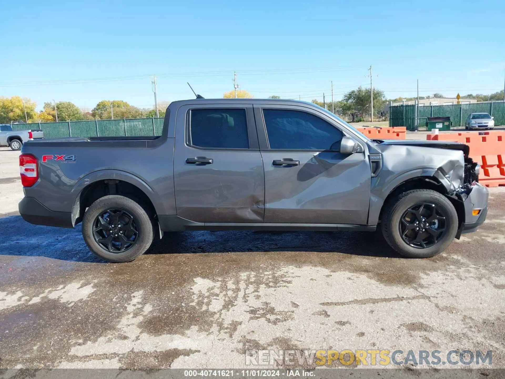 14 Photograph of a damaged car 3FTTW8F95PRA08573 FORD MAVERICK 2023