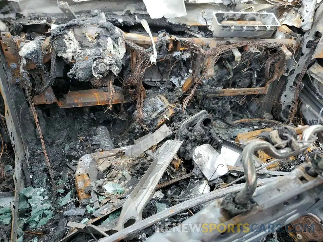 8 Photograph of a damaged car 3FTTW8F95PRA86383 FORD MAVERICK 2023