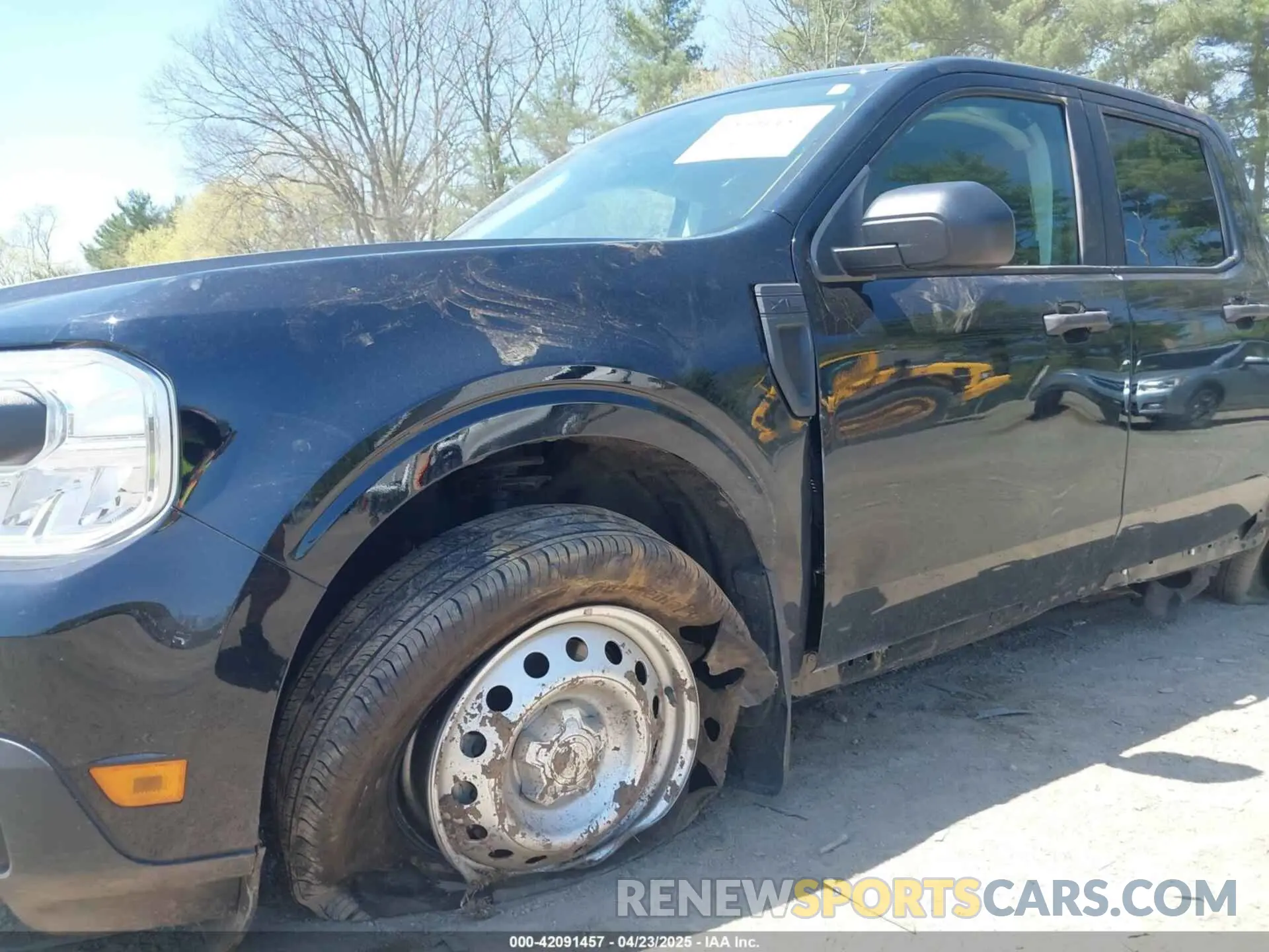 6 Photograph of a damaged car 3FTTW8F98PRA94283 FORD MAVERICK 2023
