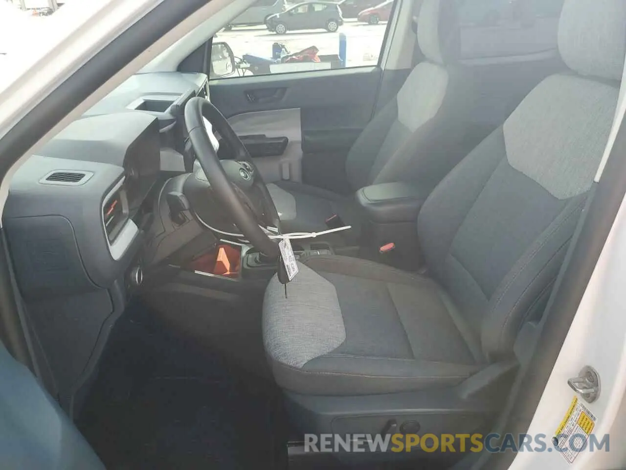 7 Photograph of a damaged car 3FTTW8F9XPRA25871 FORD MAVERICK 2023