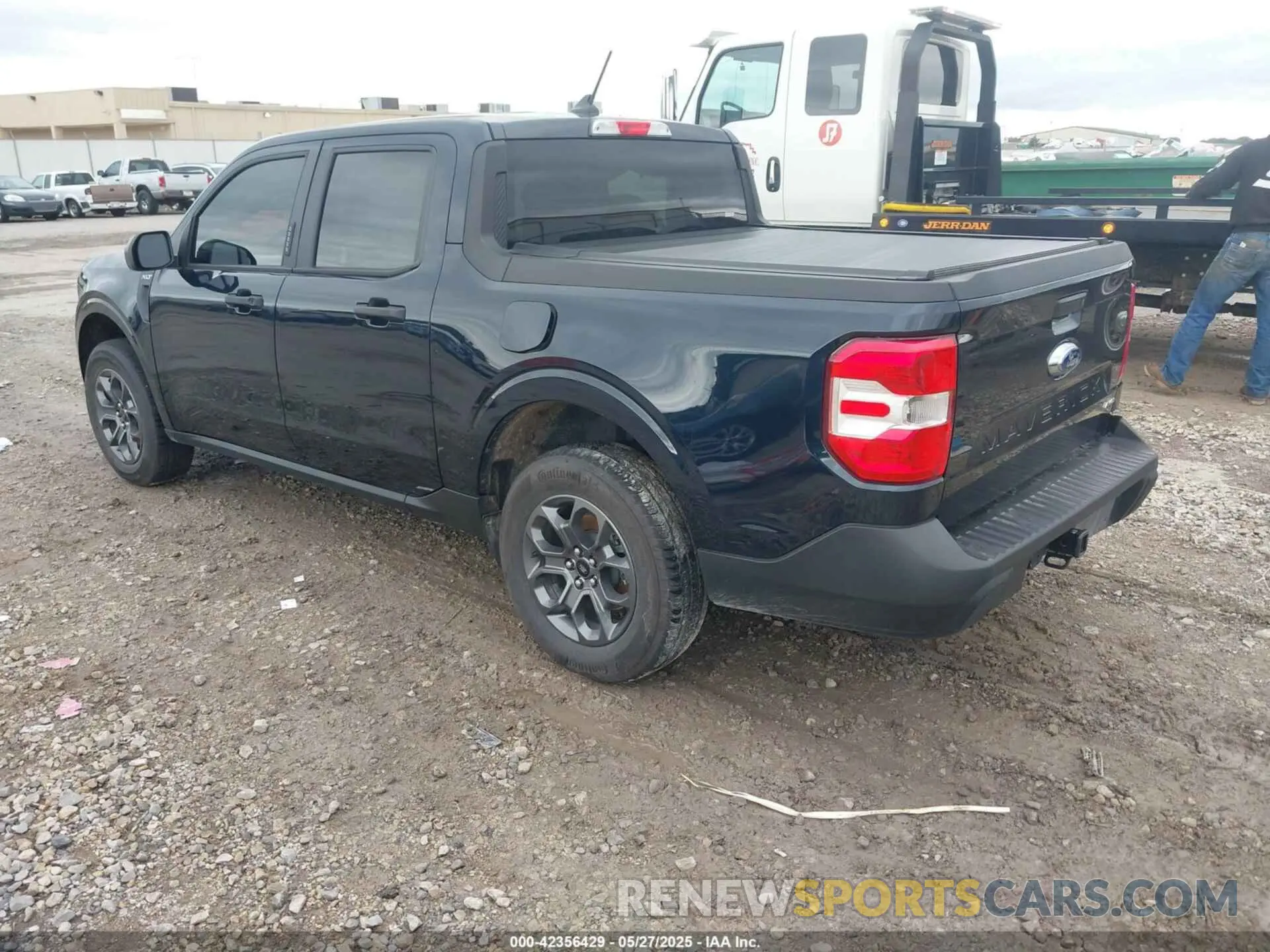 3 Photograph of a damaged car 3FTTW8F9XPRA69143 FORD MAVERICK 2023
