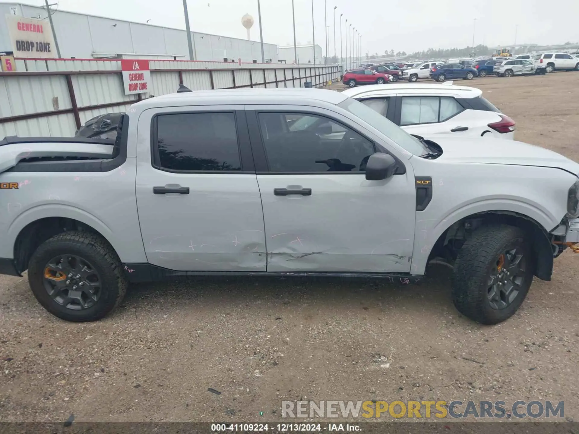 14 Photograph of a damaged car 3FTTW8G96PRA69042 FORD MAVERICK 2023