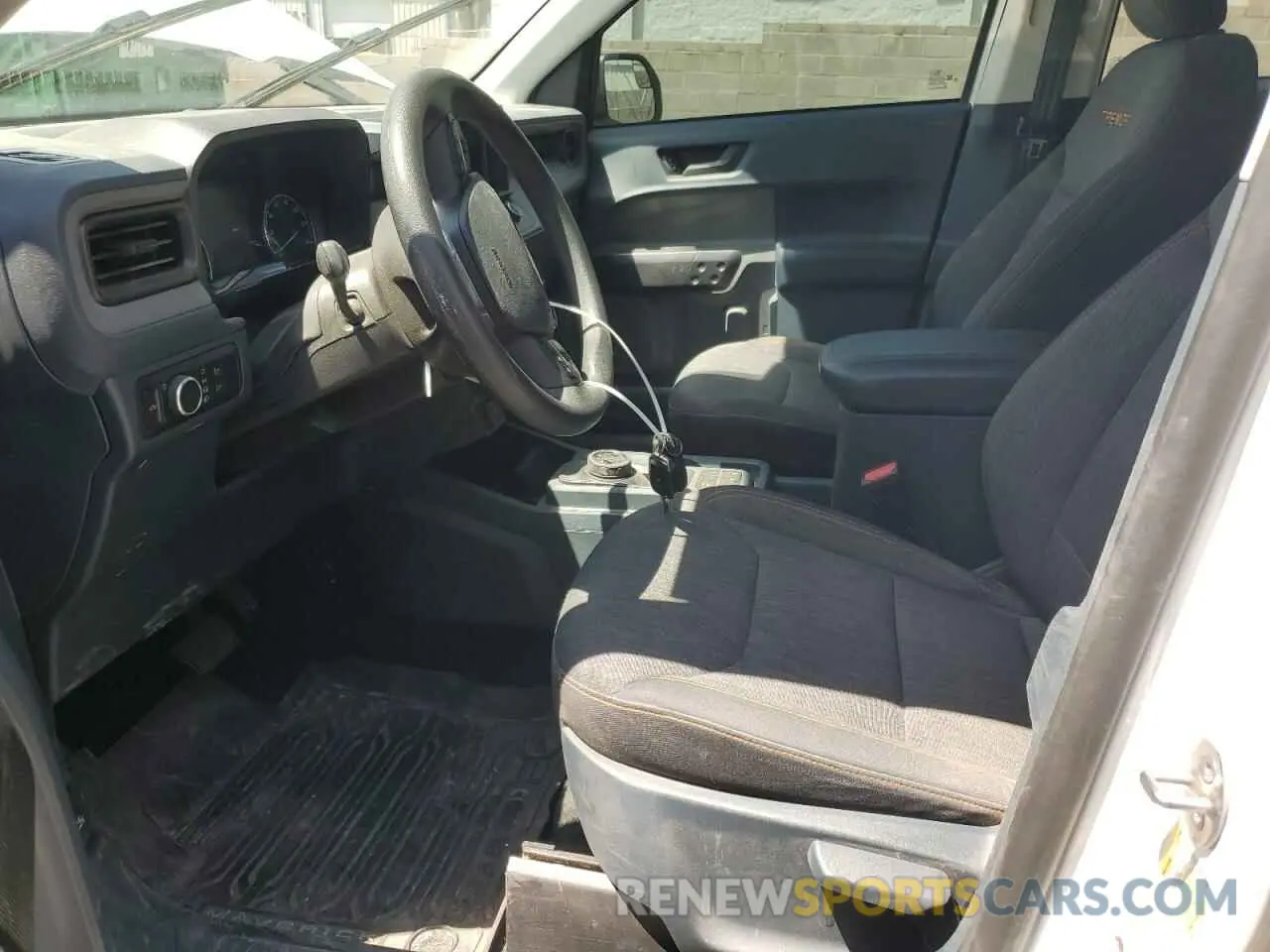7 Photograph of a damaged car 3FTTW8G9XPRA48923 FORD MAVERICK 2023