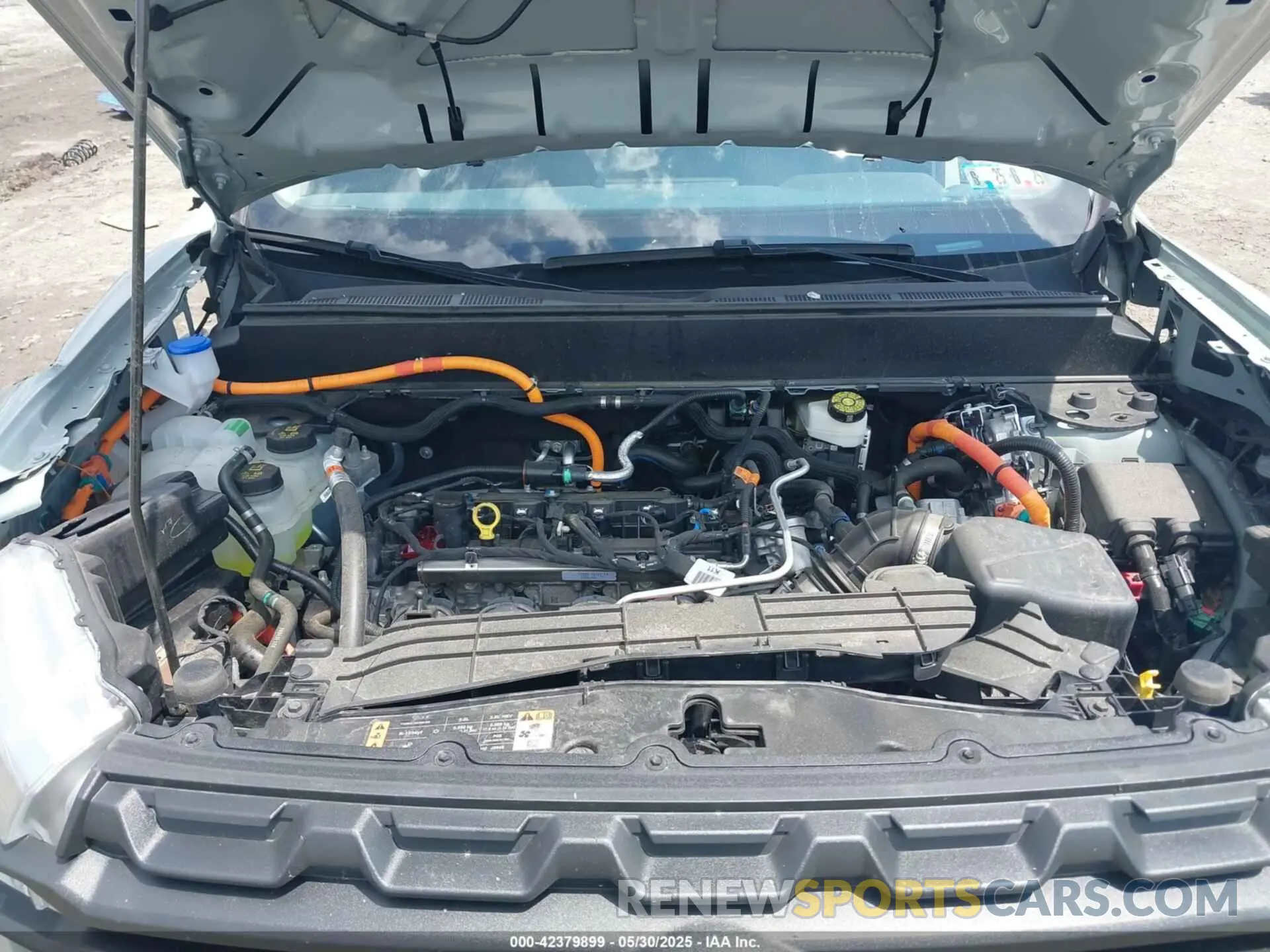 10 Photograph of a damaged car 3FTTW8A30RRA76270 FORD MAVERICK 2024