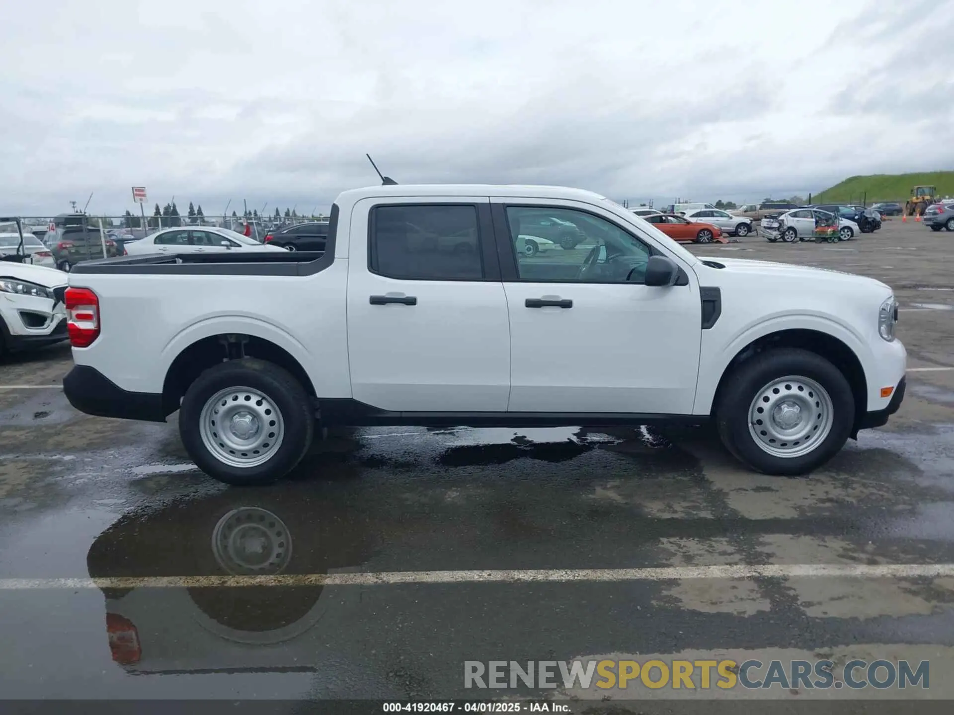 13 Photograph of a damaged car 3FTTW8A30RRB70908 FORD MAVERICK 2024