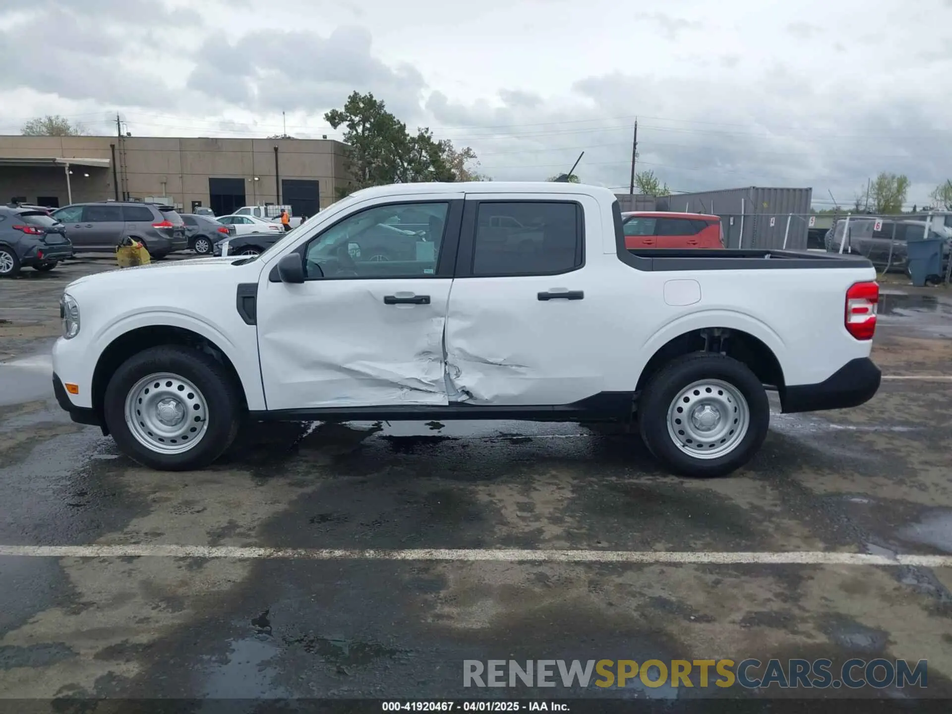 14 Photograph of a damaged car 3FTTW8A30RRB70908 FORD MAVERICK 2024