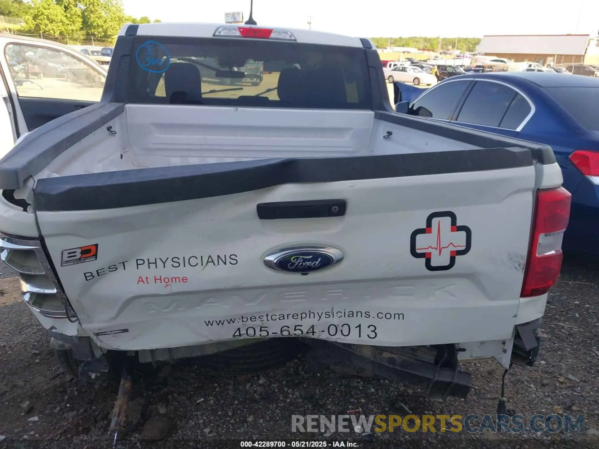 16 Photograph of a damaged car 3FTTW8A33RRA31758 FORD MAVERICK 2024
