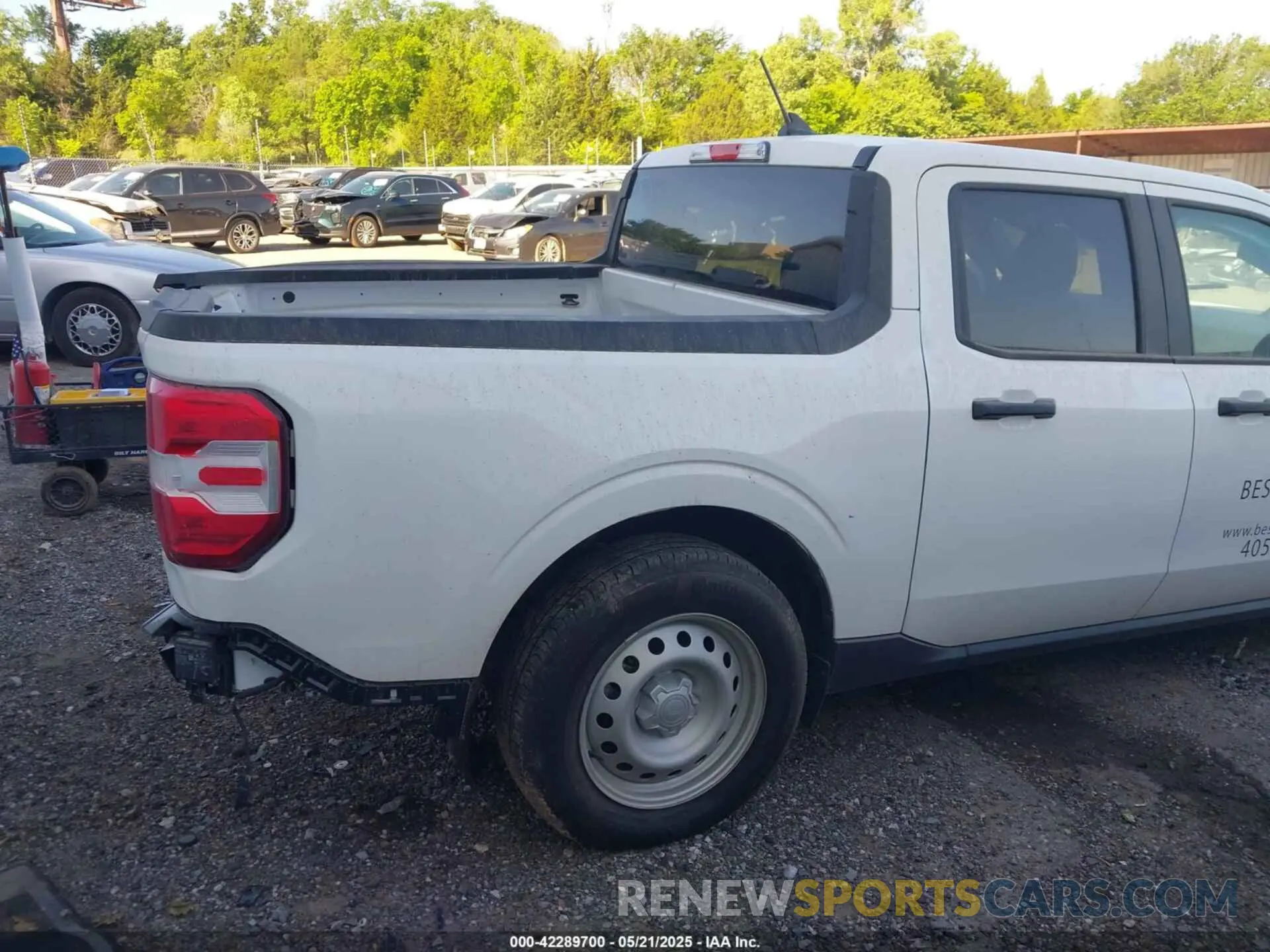 4 Photograph of a damaged car 3FTTW8A33RRA31758 FORD MAVERICK 2024