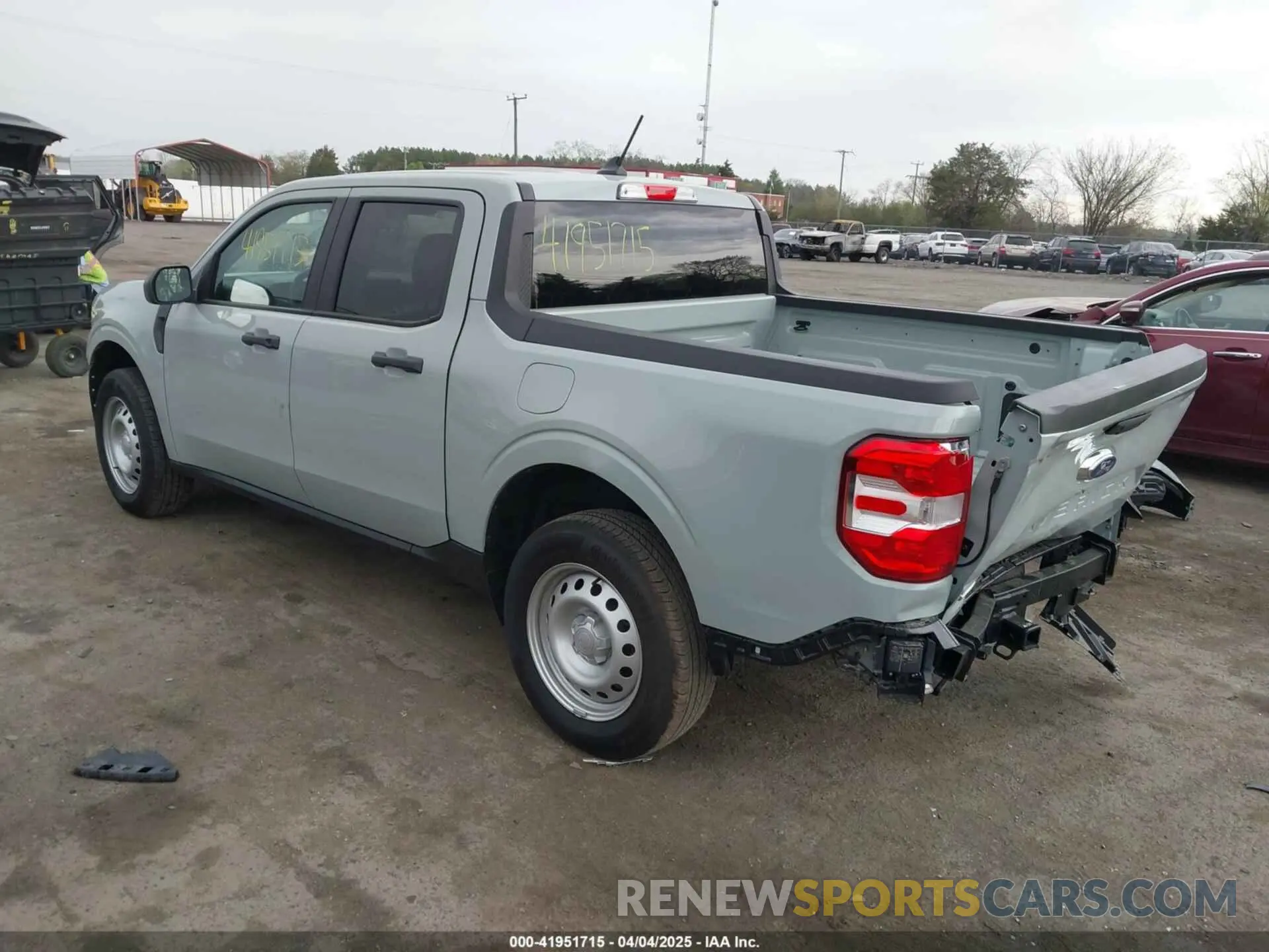 3 Photograph of a damaged car 3FTTW8A33RRA79678 FORD MAVERICK 2024