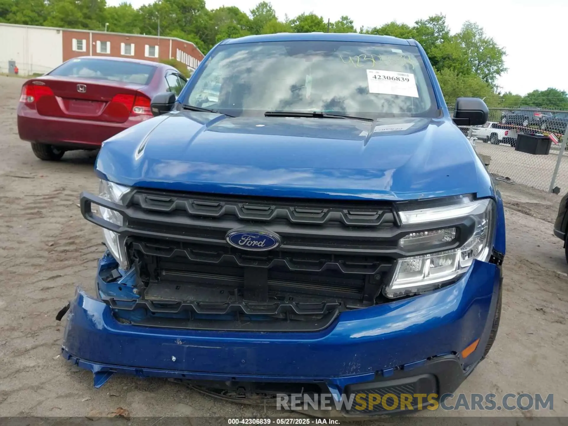 11 Photograph of a damaged car 3FTTW8A34RRA88700 FORD MAVERICK 2024