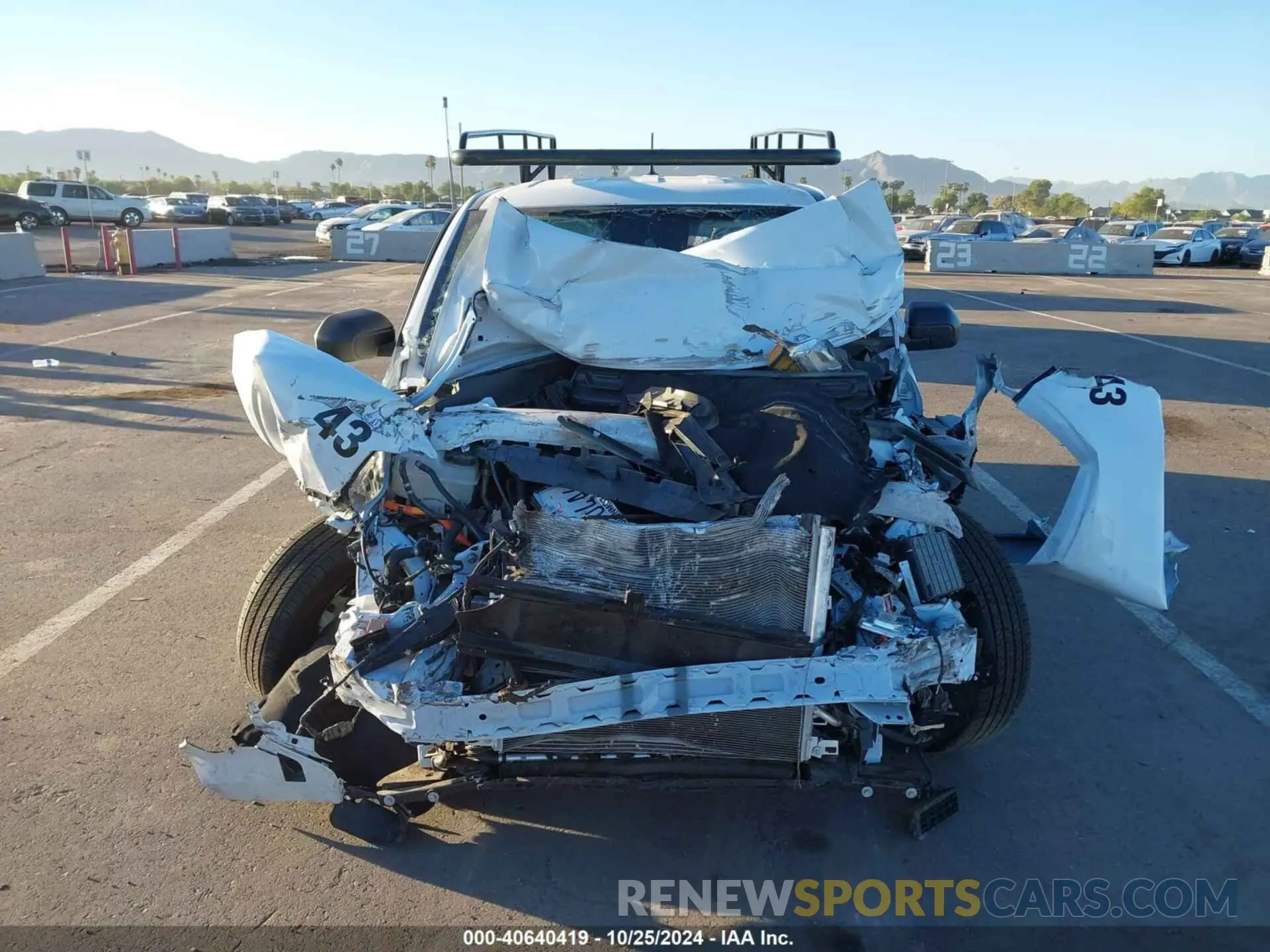 11 Photograph of a damaged car 3FTTW8A39RRA95271 FORD MAVERICK 2024