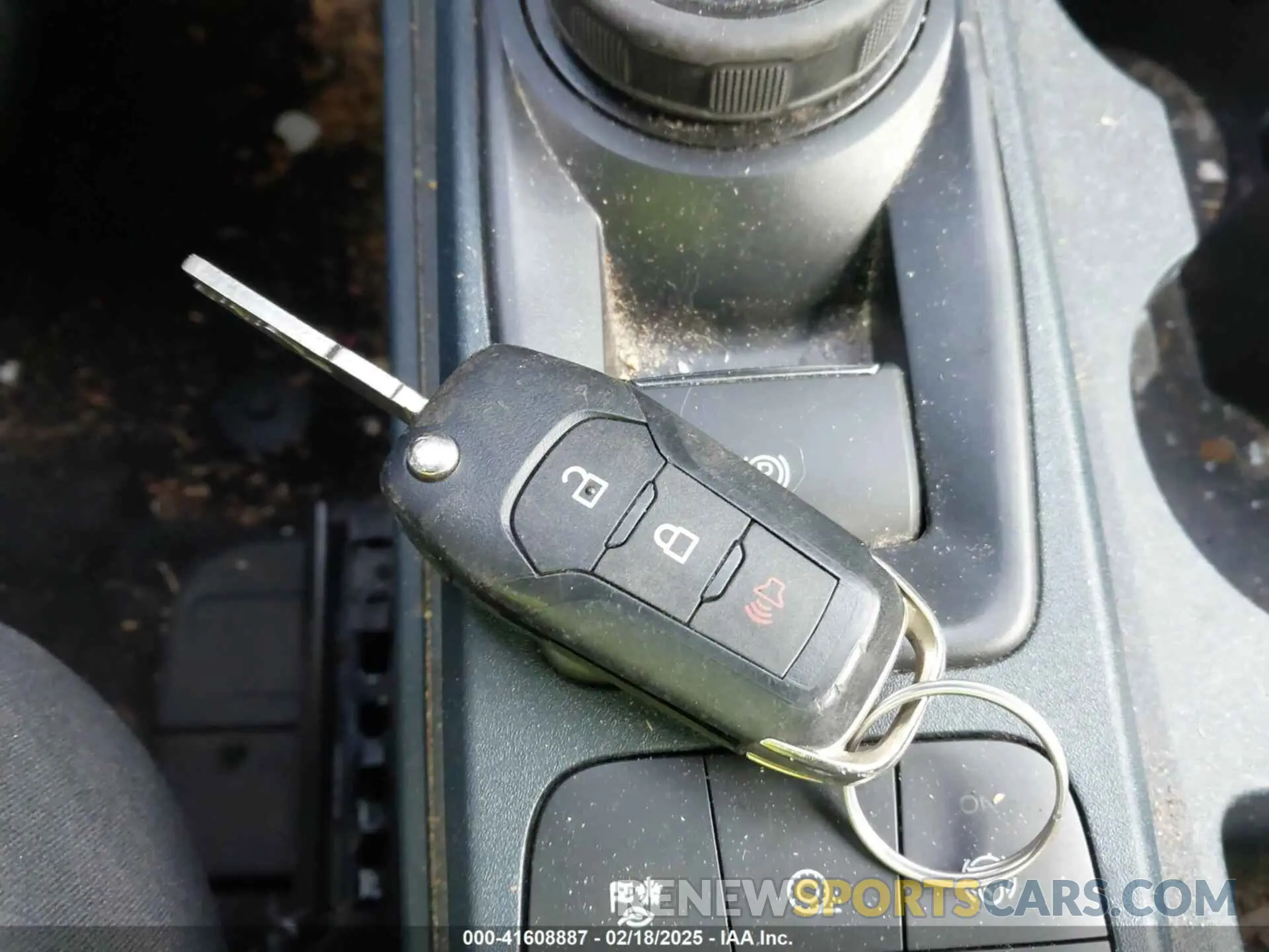 11 Photograph of a damaged car 3FTTW8A39RRB07435 FORD MAVERICK 2024