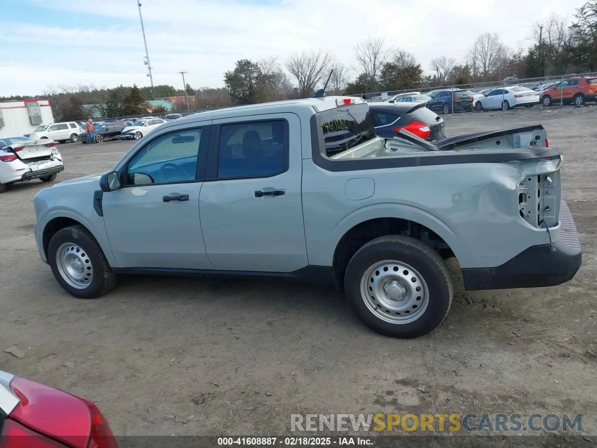 15 Photograph of a damaged car 3FTTW8A39RRB07435 FORD MAVERICK 2024