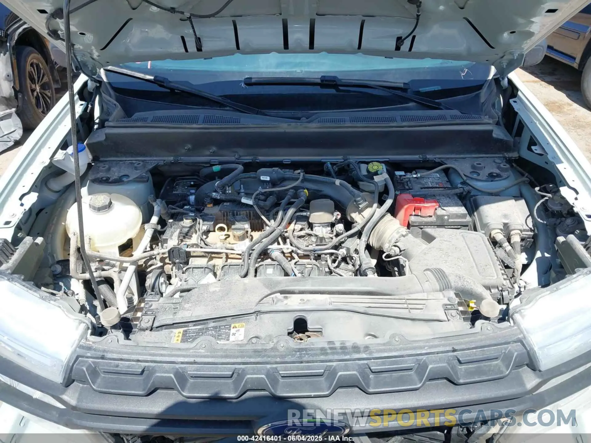10 Photograph of a damaged car 3FTTW8A93RRA63548 FORD MAVERICK 2024