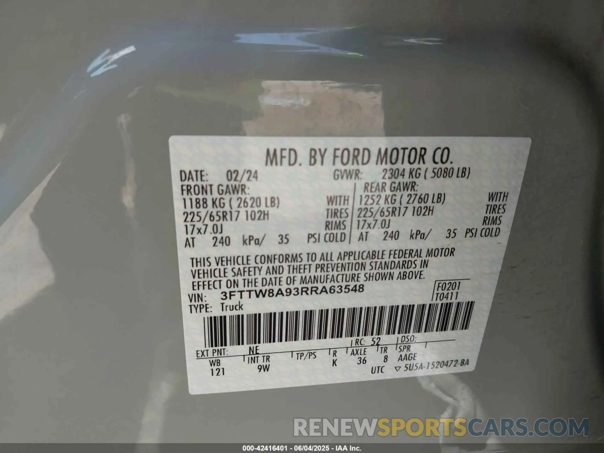 9 Photograph of a damaged car 3FTTW8A93RRA63548 FORD MAVERICK 2024