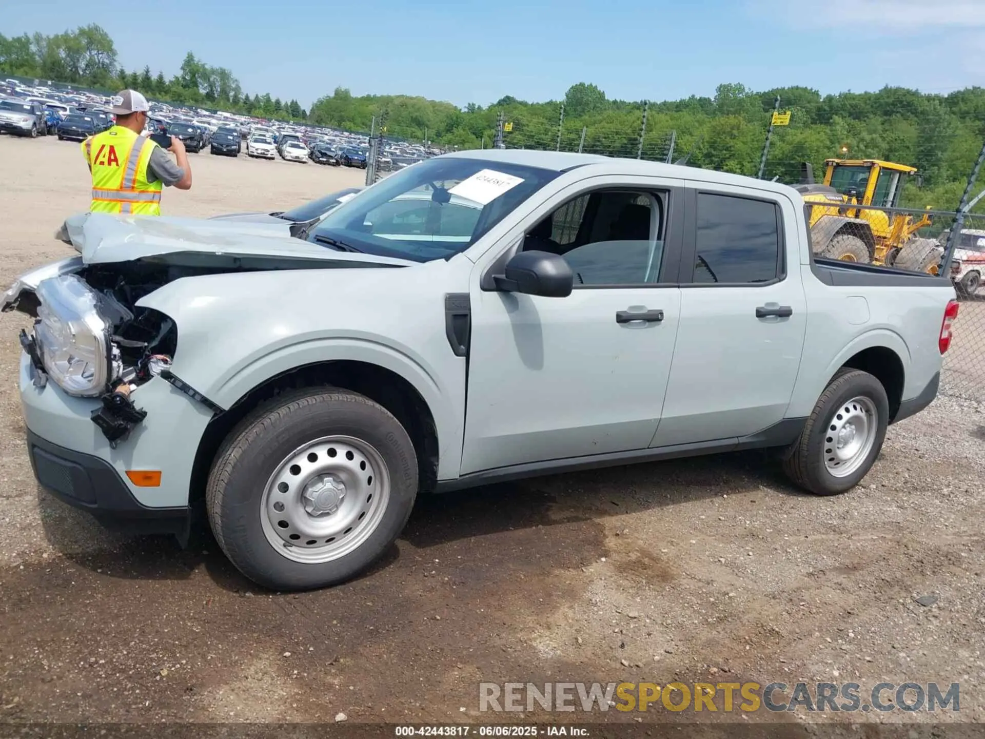 14 Photograph of a damaged car 3FTTW8B95RRB40032 FORD MAVERICK 2024