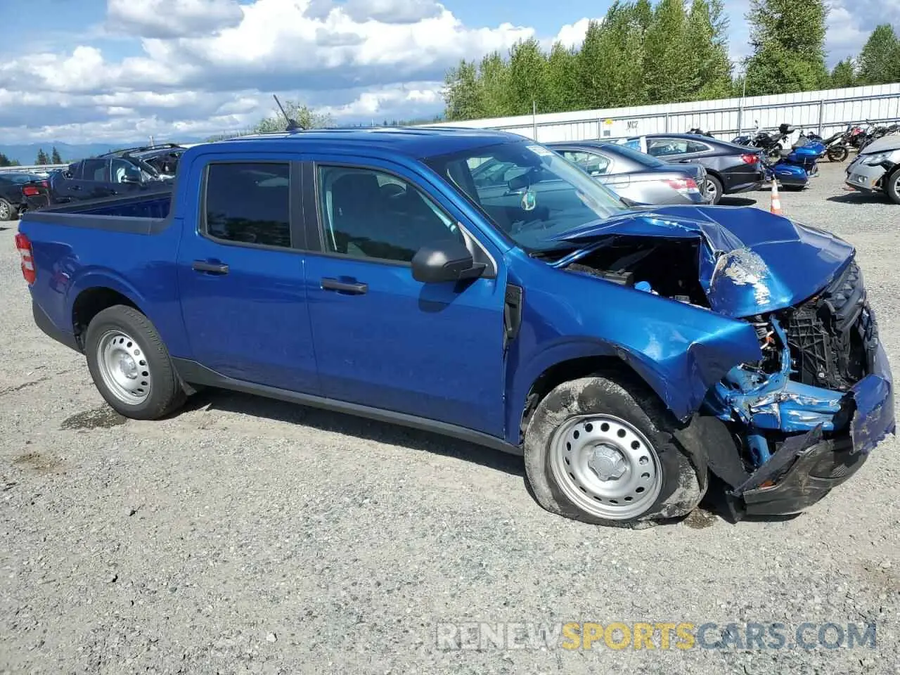 4 Photograph of a damaged car 3FTTW8B96RRB40721 FORD MAVERICK 2024