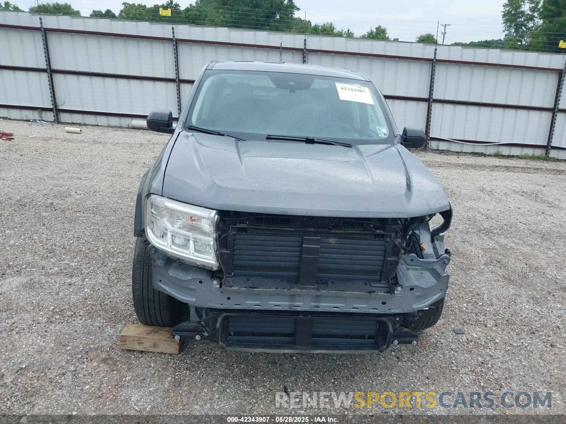 13 Photograph of a damaged car 3FTTW8H30RRB09323 FORD MAVERICK 2024