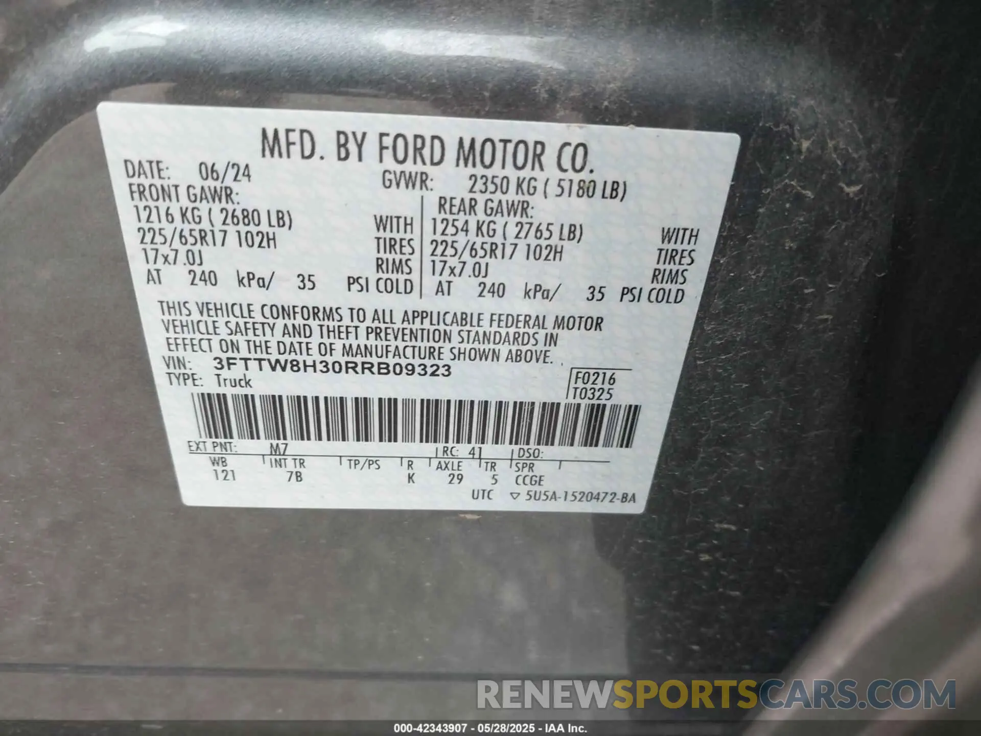 9 Photograph of a damaged car 3FTTW8H30RRB09323 FORD MAVERICK 2024