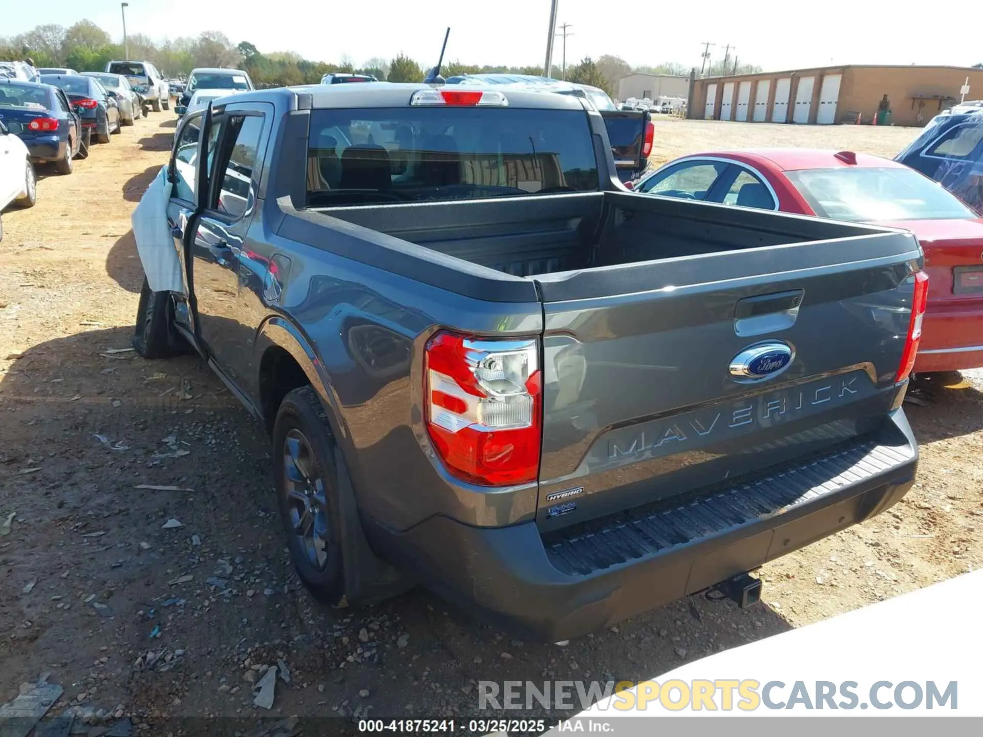 3 Photograph of a damaged car 3FTTW8H31RRA49827 FORD MAVERICK 2024